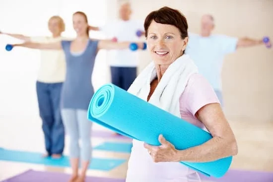 Esercizi di Pilates gratuiti contro il muro per un allenamento efficace e divertente